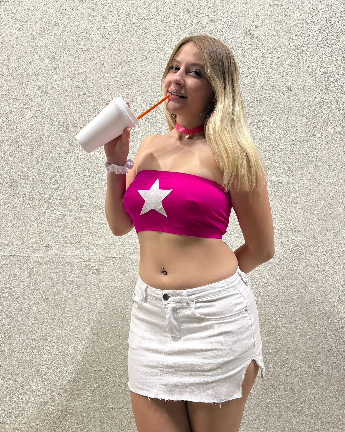 Bojana escort 